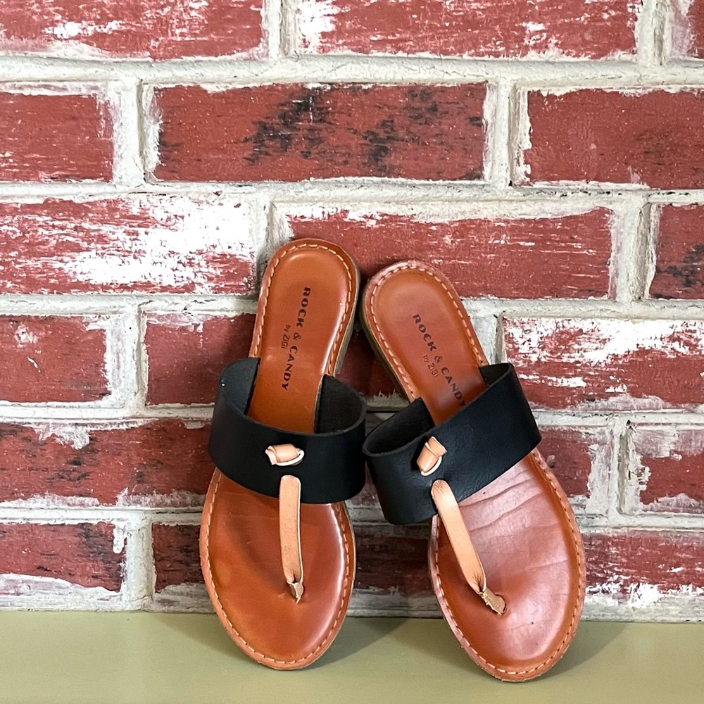 💰Make an Offer 💞. EUC  Rock & Candy by ZiGi sandals. Women’s size 9.
